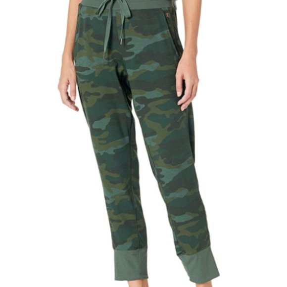 Danskin Pants - NWT - Soft Jogger Print Forest Camo - Sz XL